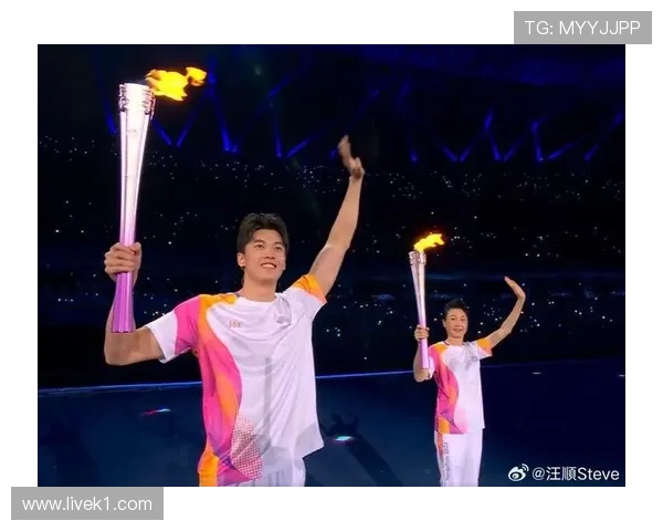 汪顺家的冰箱里塞满了蛋白粉，连饮料都按训练计划排好队