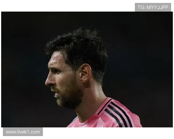 梅西回撤组织激活进攻，关键战主导巴萨中场节奏