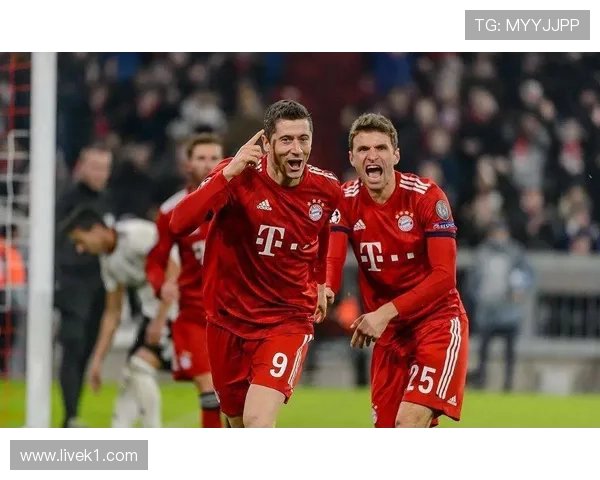 本泽马vs莱万多夫斯基 进攻效率与战术适配差距在哪